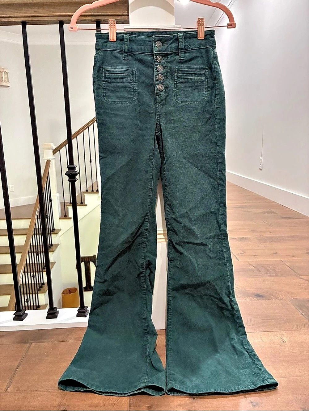 American Eagle AE Stretch Corduroy Super High-Waisted Flare Pant